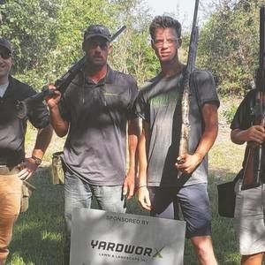 Meet your Posher, Hunter